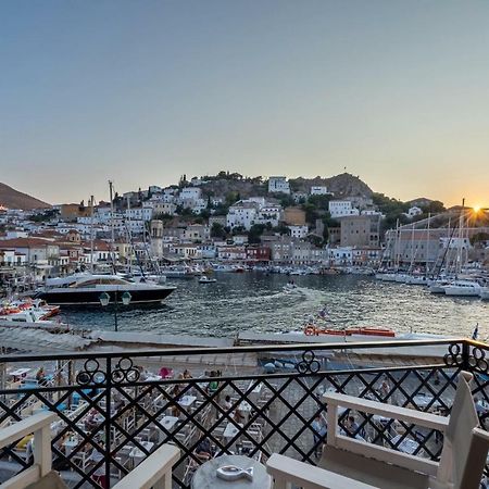 Hotel Upper Hydra Esterno foto