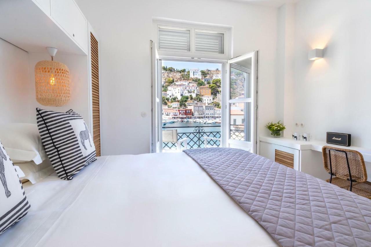 Hotel Upper Hydra Esterno foto