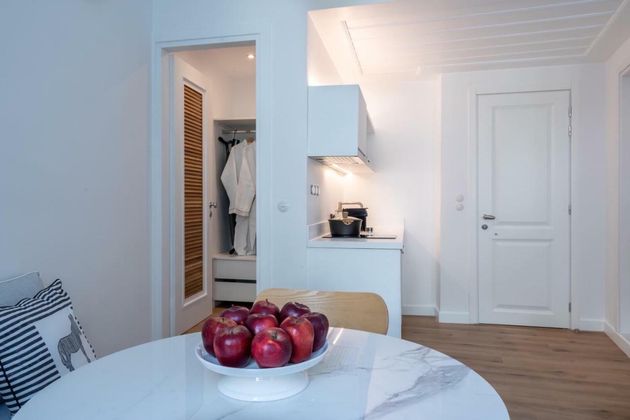 Hotel Upper Hydra Esterno foto