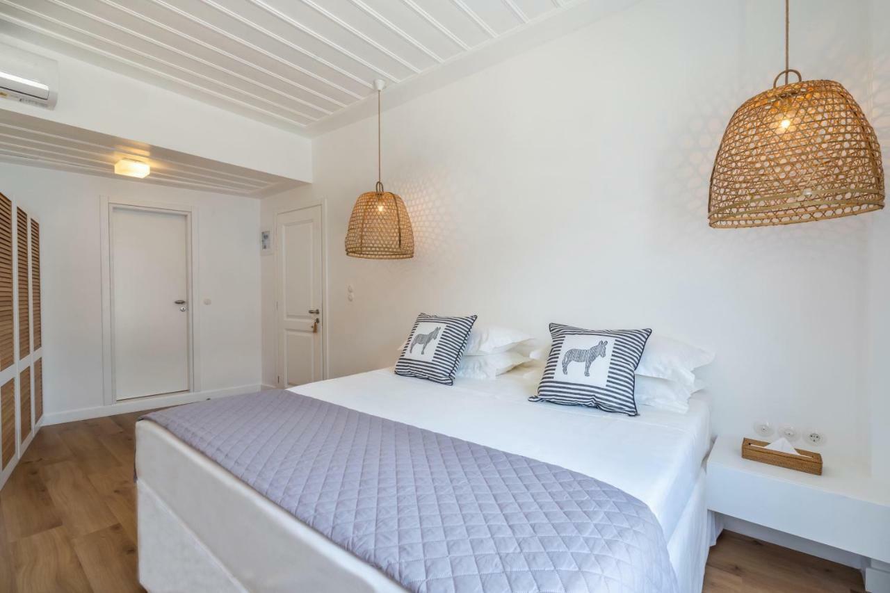 Hotel Upper Hydra Esterno foto